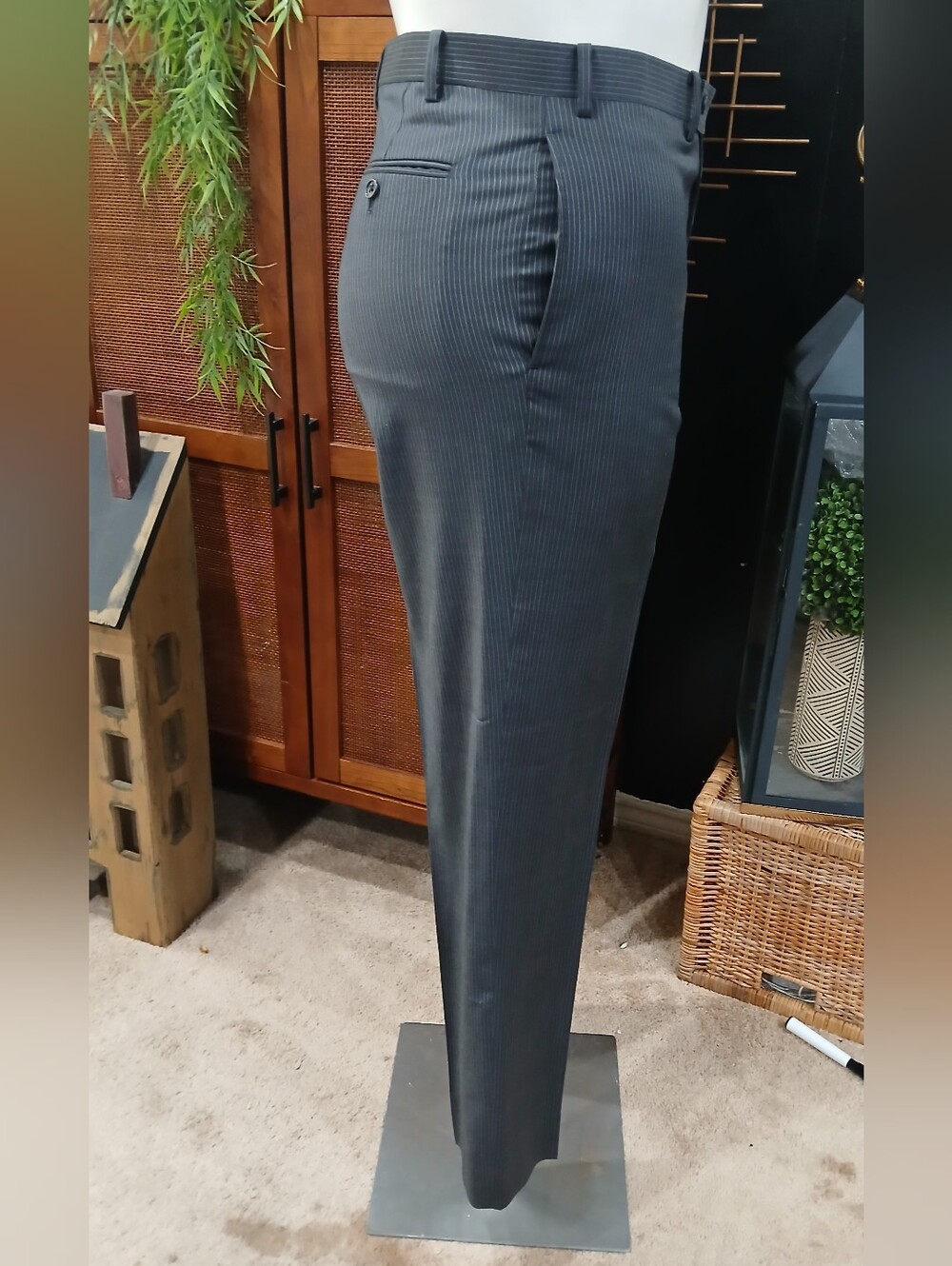 Men’s 100% Wool Charcoal Pinstripe Dress Pants 34x31